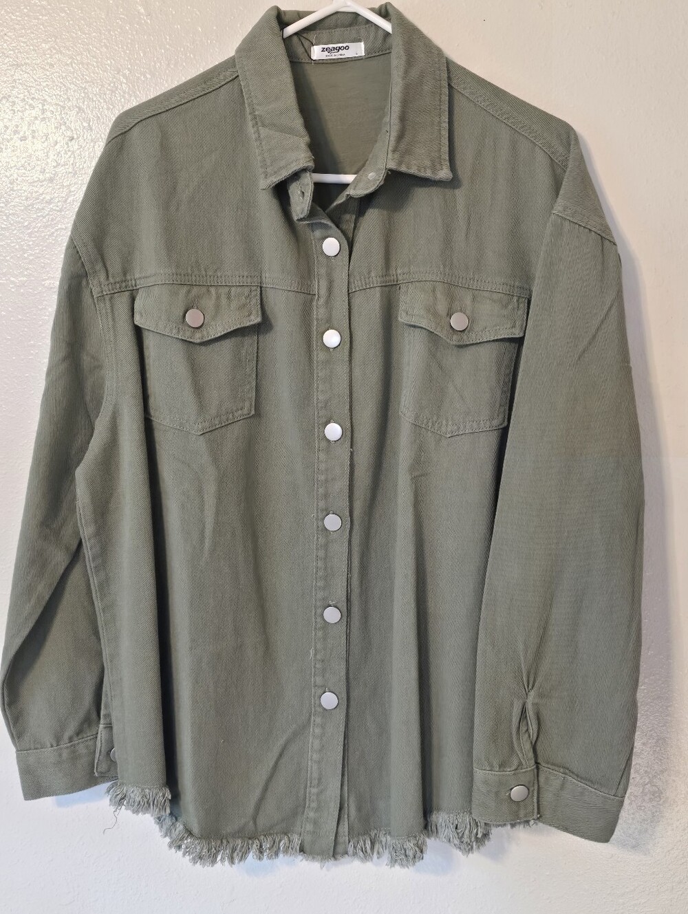 Zeagoo NWT Olive Green Oversized Denim Shacket Frayed Raw Hem Size L